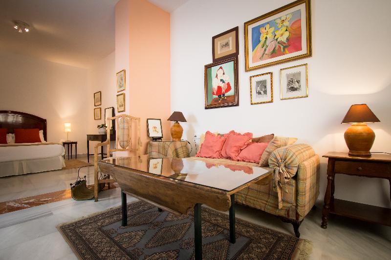 Holidays2Malaga Suites — Photos 1